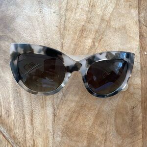 Att:twa Archetype Anthropologie Clear and Black Tortoise Cat-eye Eyewear